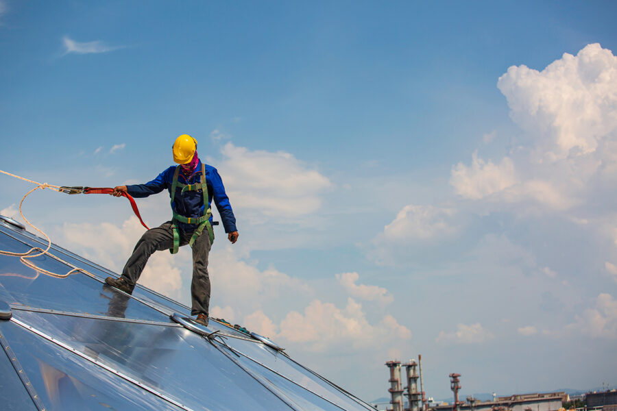 Male,Workers,Rope,Access,Height,Safety,Connecting,With,A,Knot